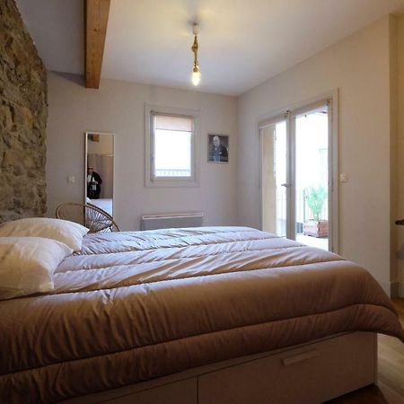 Melina - Appartement Dans Les Remparts De La Bastide Avec Parking Et Terrasse Carcassone Kültér fotó