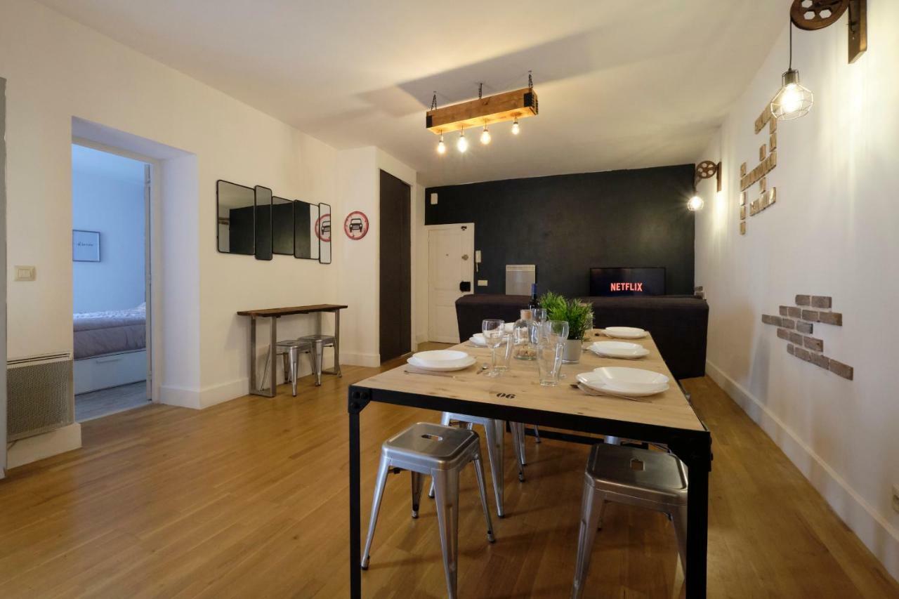 Melina - Appartement Dans Les Remparts De La Bastide Avec Parking Et Terrasse Carcassone Kültér fotó
