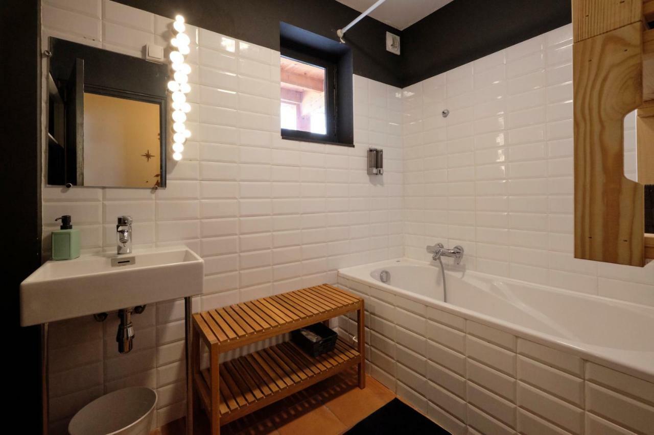 Melina - Appartement Dans Les Remparts De La Bastide Avec Parking Et Terrasse Carcassone Kültér fotó