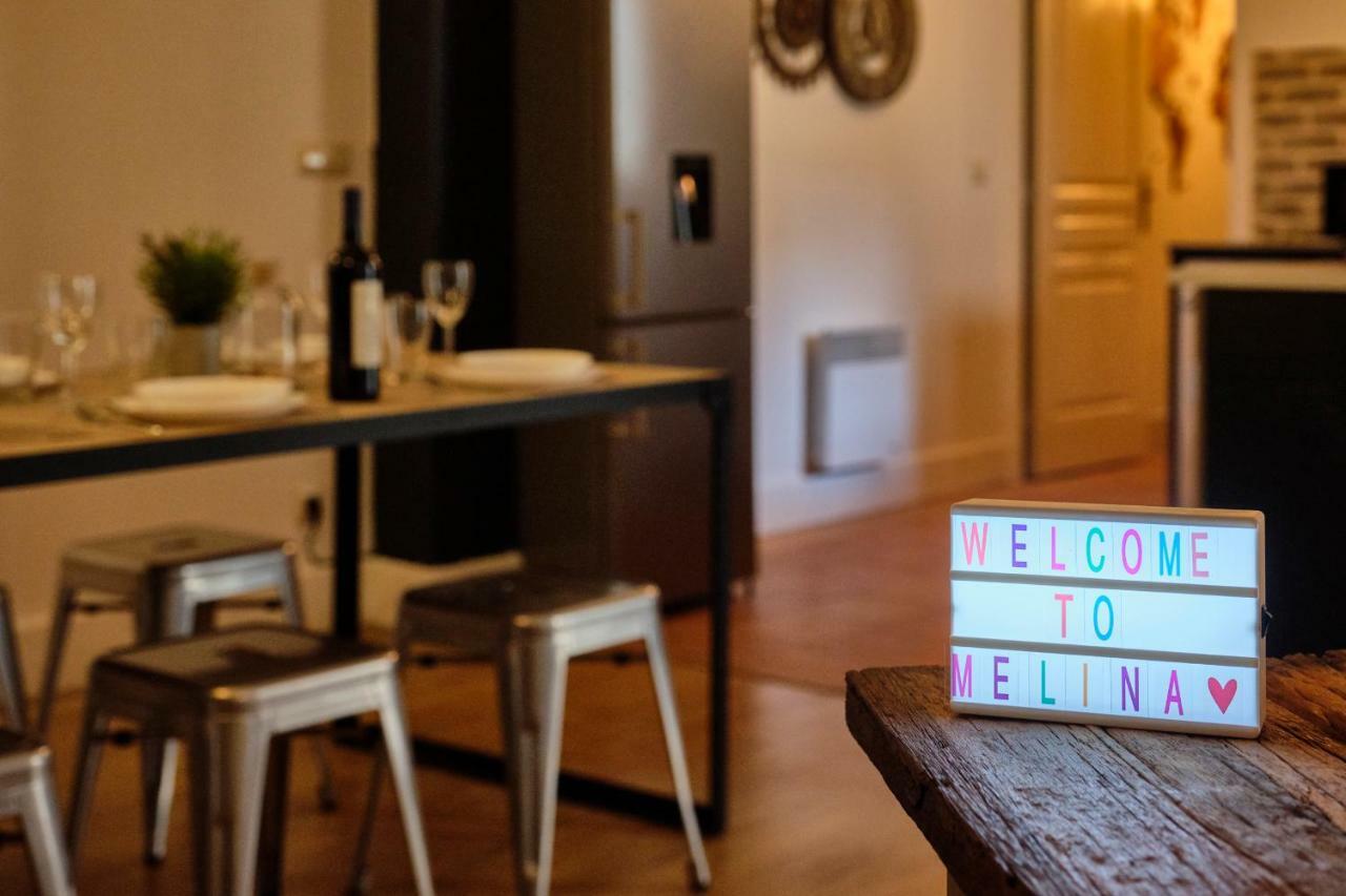 Melina - Appartement Dans Les Remparts De La Bastide Avec Parking Et Terrasse Carcassone Kültér fotó
